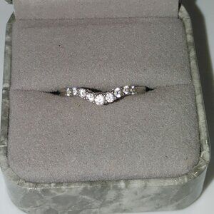Jeulia Ring Size 9 Vintage Sterling Silver Stackable Wrap Moissanite Accents